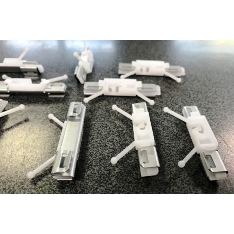 VOLVO XC60 08-17 vējstikla klipsis moldingiem CLIP 8840ASCRS 30753487