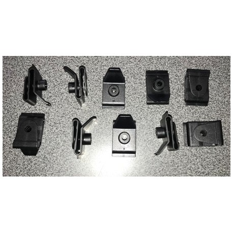 Toyota uzgrieznis skrūvei 5.6MM plastmasas 53789-14010 B22049