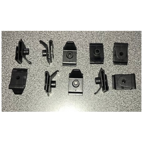 Toyota uzgrieznis skrūvei 5.6MM plastmasas 53789-14010 B22049