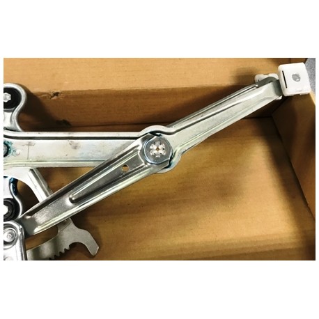 Mercedes W124 85-95 loga pacēlāja mehānisms priekšas L elektro bez motoriņa 1247200346