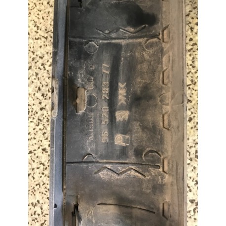 Peugeot 1007 aizmugures bampera uzlika, lietota 9652028377