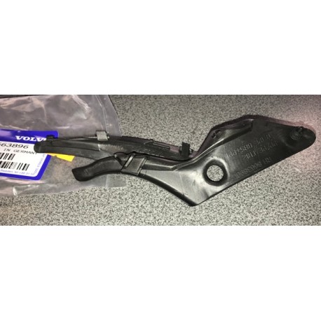 Volvo V70 S60 vējstikla moldinga uzlika R 8663896