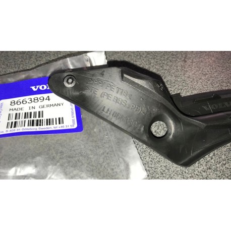 Volvo V70 S60 vējstikla moldinga uzlika R 8663896