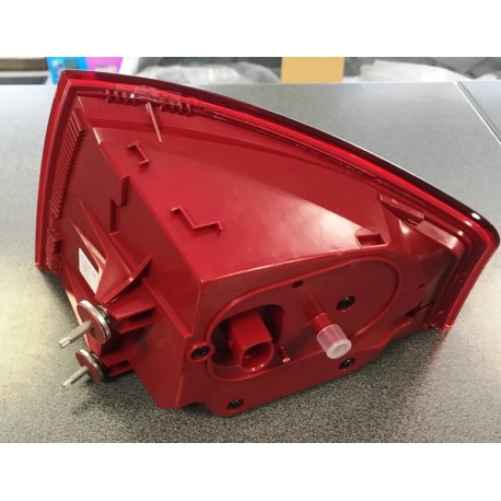 Audi A8 08-10 aizmugures stūris L ULO 4E0945095H