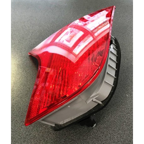 Audi A4 05- aizmugures AVANT vidus L ULO...