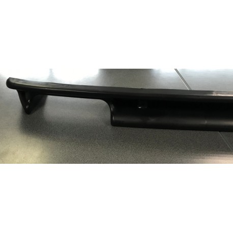 BMW E36 Aizmugures M bampera uzlika M3 (Difuzors)  51122233364