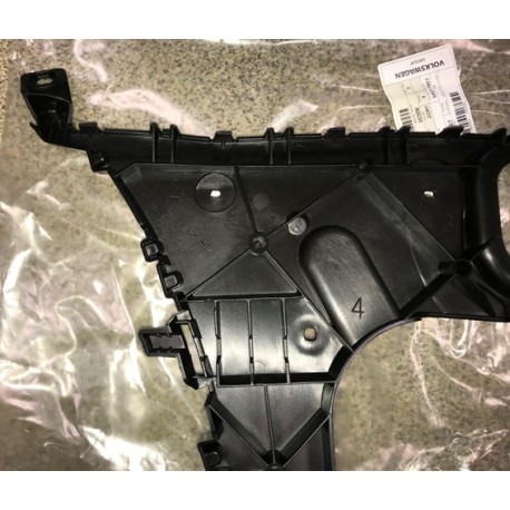 Audi Q7 07-15 aizmugurējā bampera stiprinājums L 4L0807453A