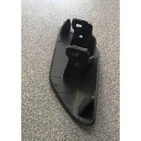 VW Golf 12- bampera vāciņš luktura mazgātājam L 5G0955109