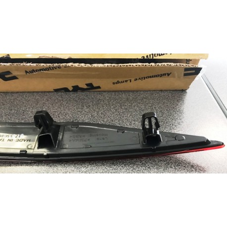 VW Golf 12- aizmugures atstarotājs L sarkans TYC  5G0945105