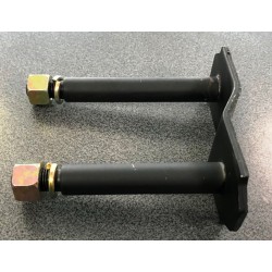 Mitsubishi L200 86-07, L300, Pajero Resoras stiprinājuma kronšteins ZZVF MB110494