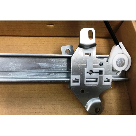 Outlander 03-07 loga pacēlāja mehānisms priekšas elektro bez motora L, MR-573878