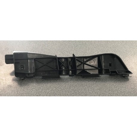 Avensis 03-08 bampera kronšteins uz spārna R,...