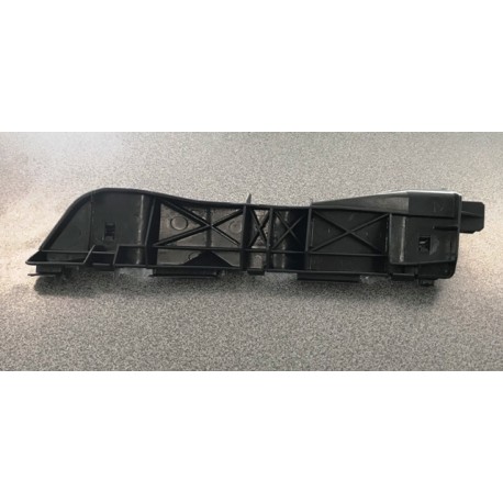 Toyota Avensis 03-08 priekšējā bampera vadīkla...