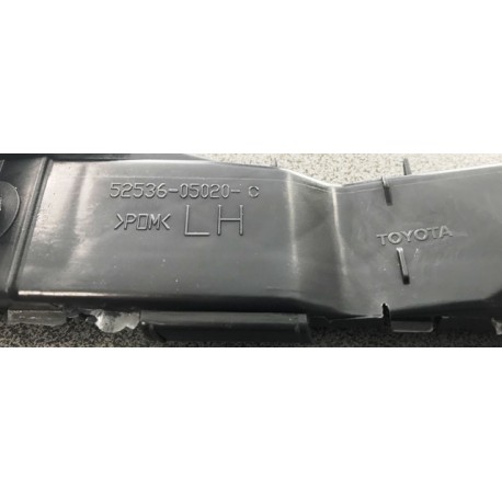 Toyota Avensis 03-08 priekšējā bampera vadīkla...