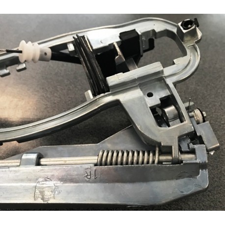 BMW X5 E53 00-06 durvju roktura iekšējais mehānisms priekšas R 51218243616