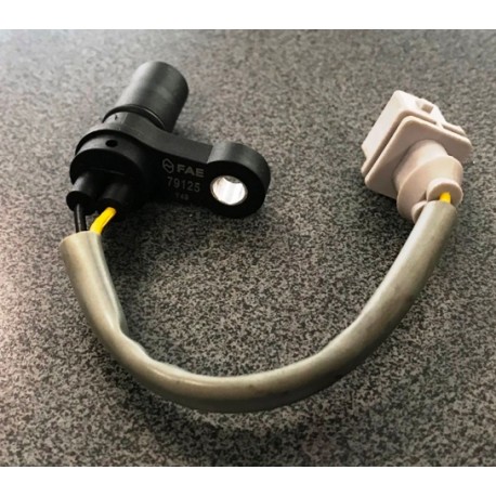 Volvo V70, 850 Kloķvārpstas impulsu devējs FAE FA79125, 9168039