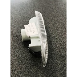 BMW 3 E46 98-01 pagrieziens spārnā balts R, 63132228592 2