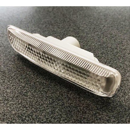 BMW E46 98- pagrieziens uz spārna balts L...