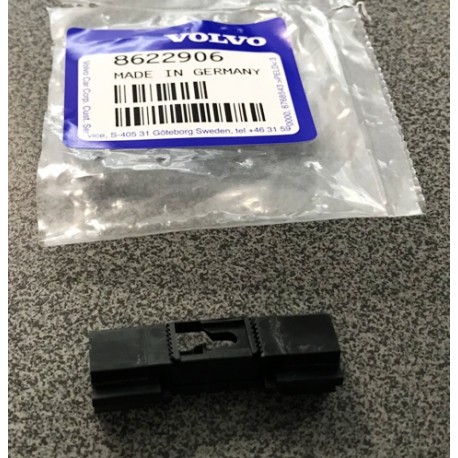 Volvo S60 stiprinājums 8622906, 9484656