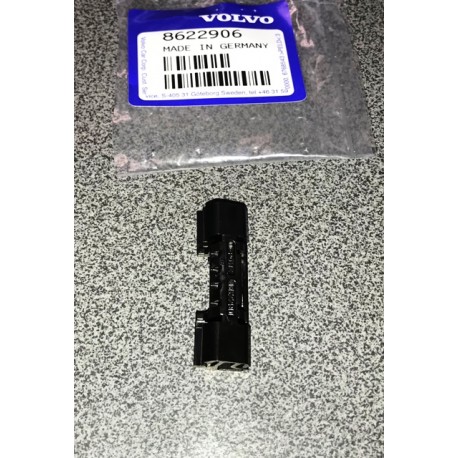 Volvo S60 stiprinājums 8622906, 9484656