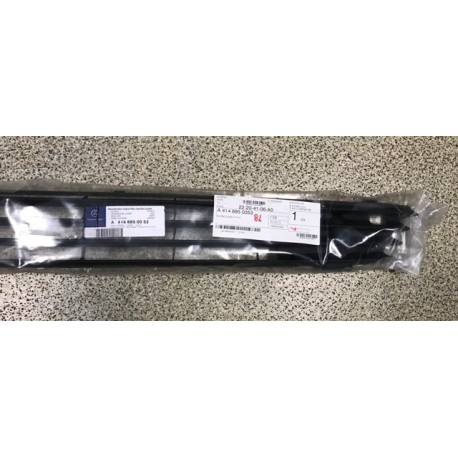 MERCEDES-BENZ VANEO reste bamperī vidējā,...