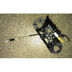 BMW F07 GT priekšējo durvju roktura stiprinājums 51217175732, lietots