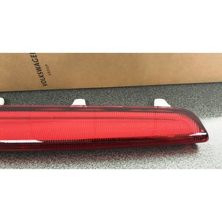 Audi A3 Aizmugures top lukturis bag. vākā...