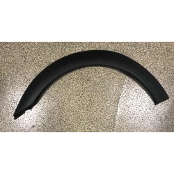 VW Golf 3 91-97 spārna uzlika aizmugures R mod. ar plastmasas sliekšņiem