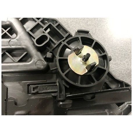 Škoda Octavia 08-13 priekšas rāmis luktura L 1Z0941463, 1Z0941463A