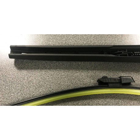 Škoda Rapid 12- logu tīrītāja slotiņas turētājs aizmugures un slotiņa 420MM 5JJ955425, 5K6955435