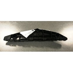 Toyota Avensis 08- priekšējā bampera stiprinājums R... 2