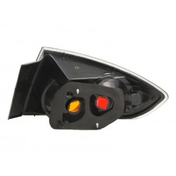 MZ 3 03-09 aizmugures lukturis stūris L SED melns 2