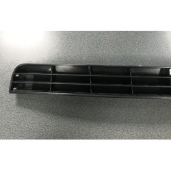 Audi A6 C4 94-97 vidējā reste bamperī 4A0807683A01C 2