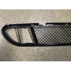 BMW E61 60 priekšējā bampera vidējā reste 51117896586 M type 2