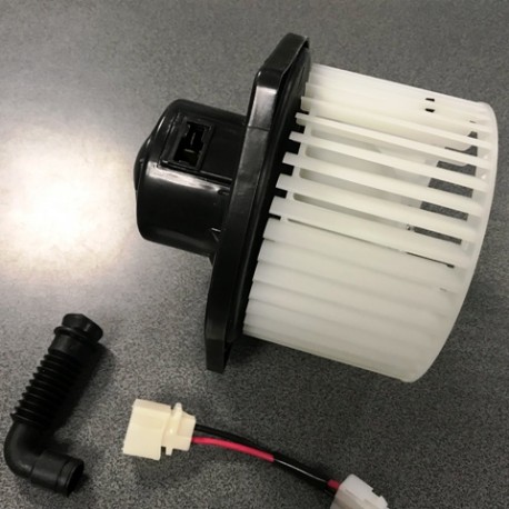 Suzuki Grand Vitara 05- ventilators salona 74250-76K12, 74250-64J12, CSA431D207B