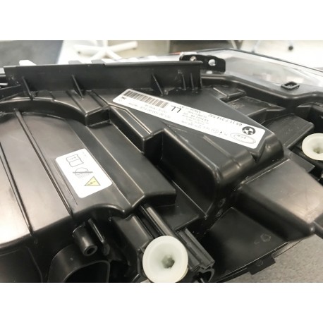 BMW F30 F31 12-15 priekšējais R lukturis Xenon D1S, 63117314532, 7314532