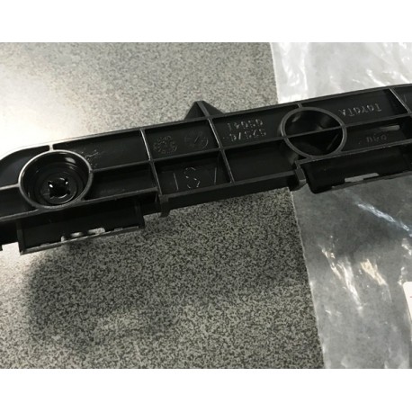 Toyota Avensis T27 08-  aizmugures bampera kronšteins L Sedan 5257605041