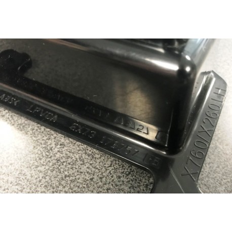 Jaguar F-Pace priekšējā bampera stiprinājums L, Lietots  GX73-17b757-AB, GX7317b757AB