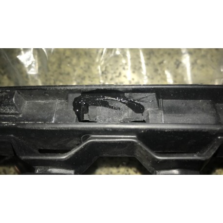 Jaguar F-Pace R Sport reste bamperī vid. HK8M-17H750-A, T4A6255 lietota