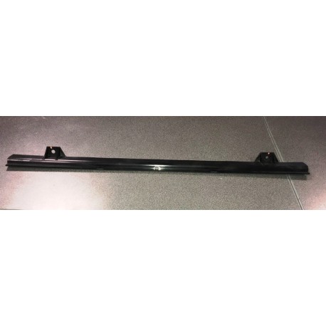 Jaguar XE, F-Pace nosegs zem radiatora T2H24819, GX73-8A107-AC