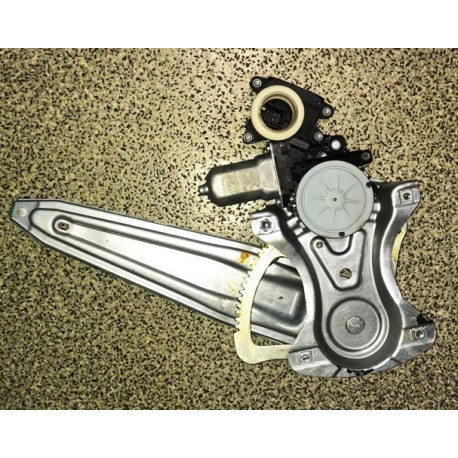 Toyota Avensis T27 08- aizmugure logu pacelšanas meh. R 85702-02020, 8570202020, lietots