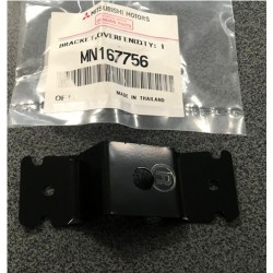 Mitsubishi spārna uzlikas stiprinājums MN167755