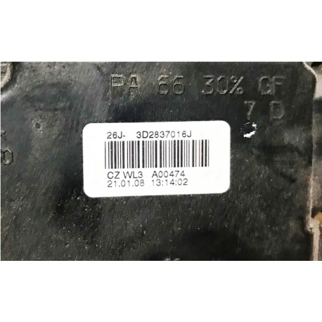 VW Golf 5, Škoda Octavia durvju slēdzene priekšā R, lietota 3D2837016J