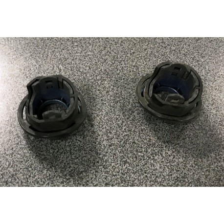 Ford Fiesta 08- parkošanas sensora stiprinājums  aizmugurē 8A6T15C856AB