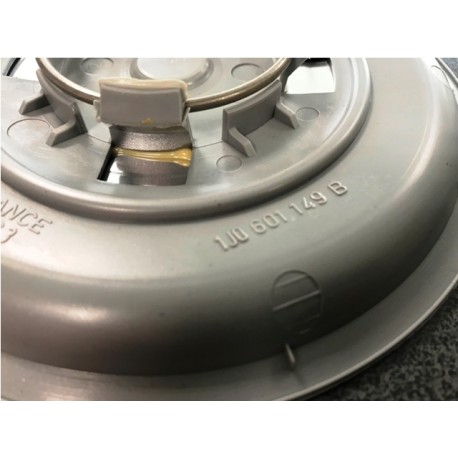 VW Golf 4, Bora 98-06 riteņu diska vāciņs...