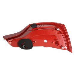 AD Q7 05- aizmugures R MARELLI LED 09- 2