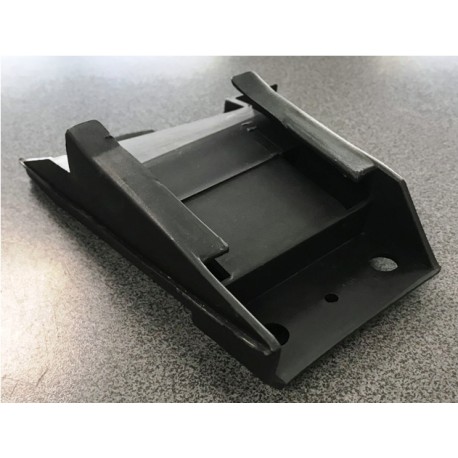 BMW E36 91-98 bampera kronšteins R 51118122576