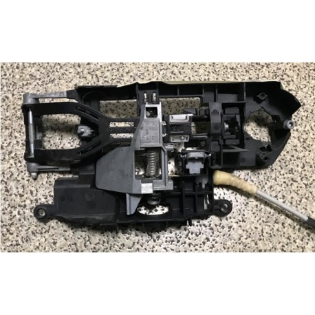 BMW GT F07 durvju roktura stiprinājums R 51217187228, lietots