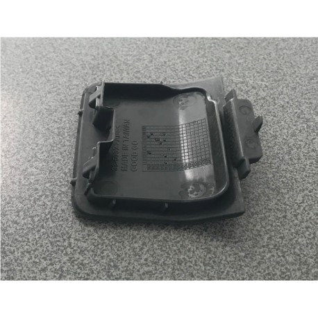 BMW E60 aizmugures bampera āķa vāciņš M Sedan...