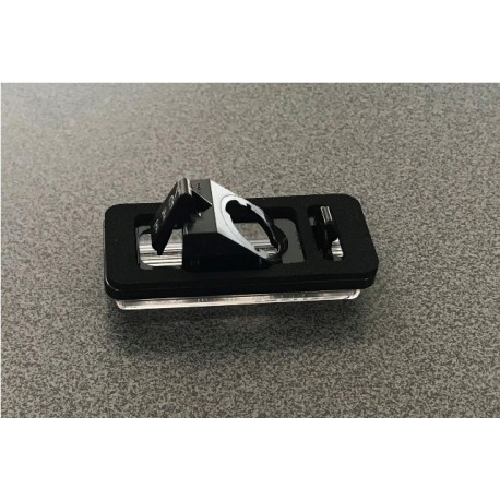 TOYOTA LAND CRUISER 98- Numurzīmes apg. lukturis  8127060332, 81270-60332